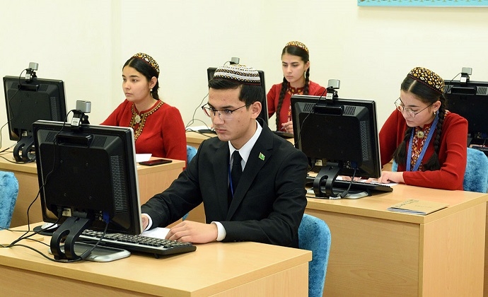 В туркменском сельхоз институте подвели итоги конкурса по инженерной и компьютерной графике