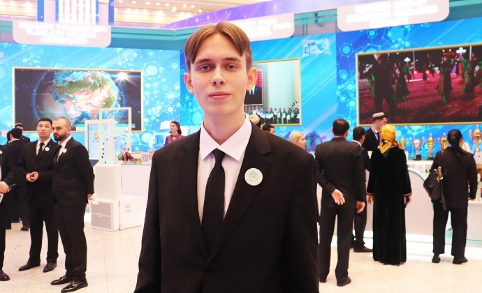 Гость Туркменистана из Санкт-Петербурга высоко оценил организацию форума молодежи в Ашхабаде