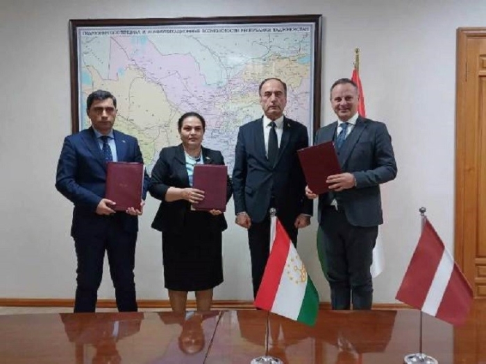Таджикистан и Латвия будут сотрудничать в сфере транспорта и гражданской авиации
