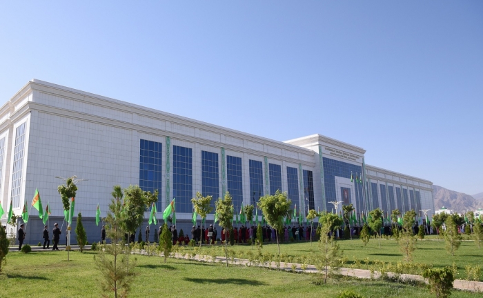 Учитель из Туркменистана рассказала об образовательной платформе «умного города»