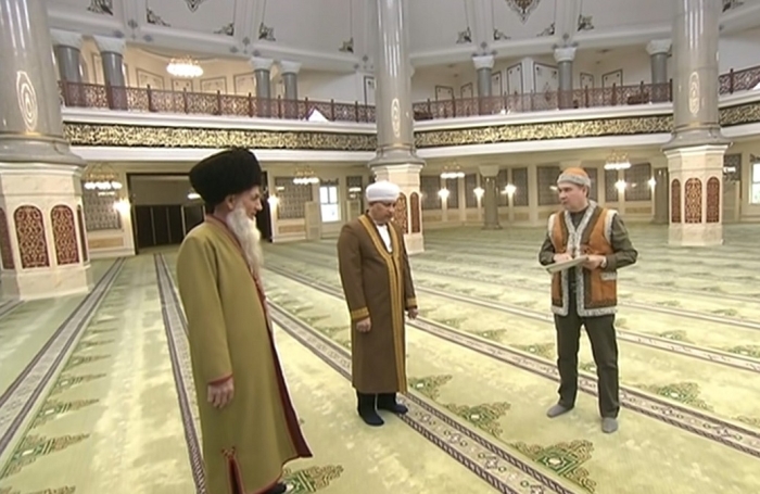 Герой-Аркадаг Туркменистана посетил мечеть в Мары