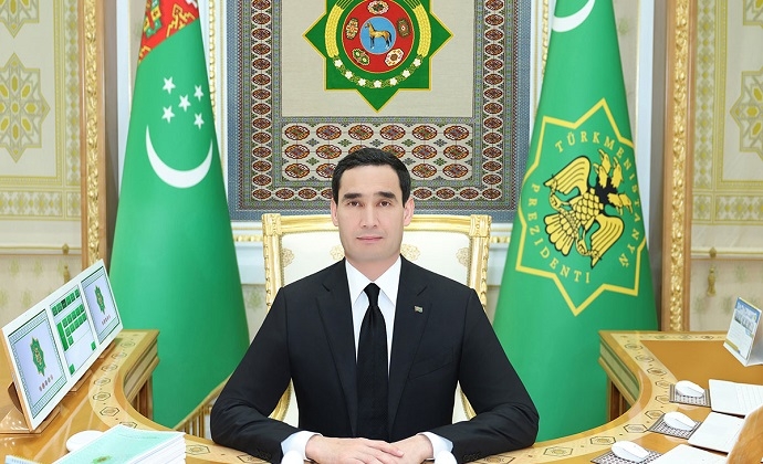 Глава Туркменистана заслушал информацию о деятельности национального парламента