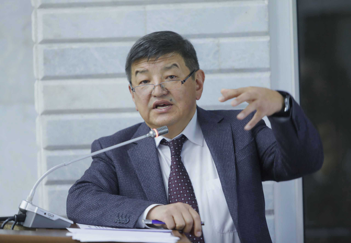 Акылбек Жапаров поручил создать в Киргизии 250 тысяч рабочих мест