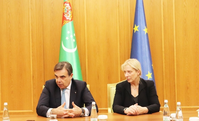 Туркменистан и Евросоюз расширят сотрудничество в сфере образования