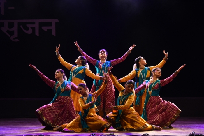 В Ашхабаде выступит индийский танцевальный коллектив