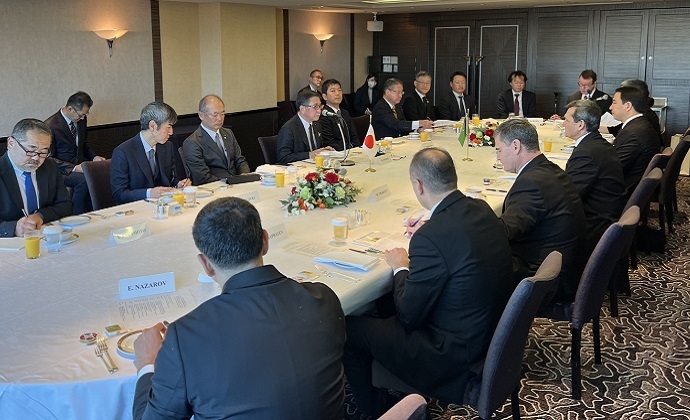 Японские компании проявили интерес к сотрудничеству с Туркменистаном