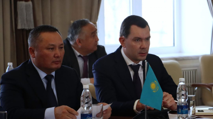 Казахстан и Киргизия рассматривают строительство совместного ИТЛК на границе