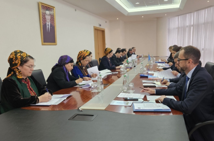 В столице Туркменистана рассмотрели вопросы развития сферы соцуслуг