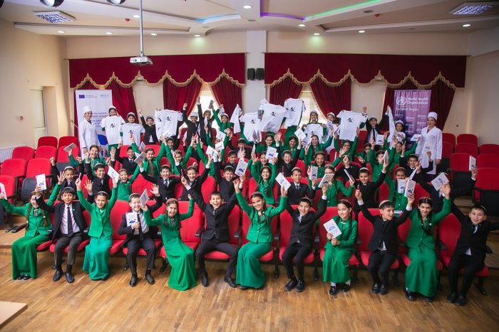 В Туркменистане состоялись занятия для школьников по ЗОЖ