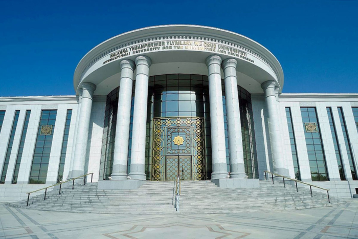 В Туркменистане открылся прием заявок на олимпиаду по математике