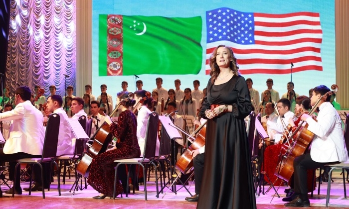 В Туркменистан приедут американские исполнители «а капелла»