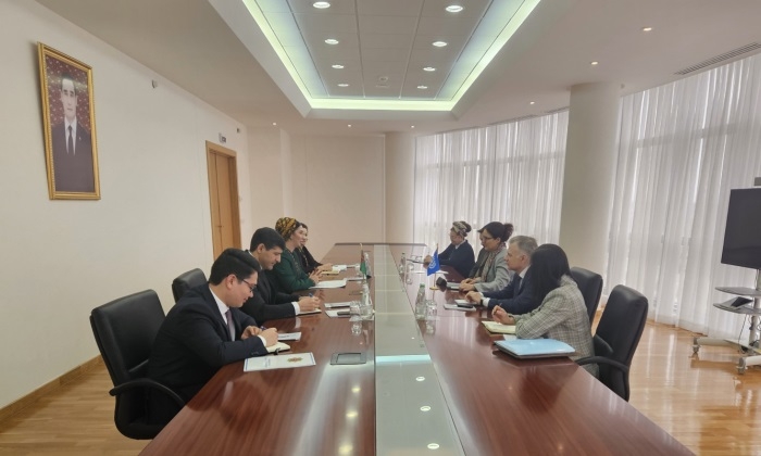 В МИД Туркменистана состоялась встреча с делегацией МОТ