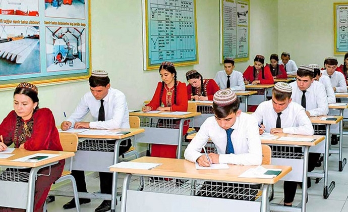 Президент Туркменистана утвердил положение об аккредитации образовательной деятельности