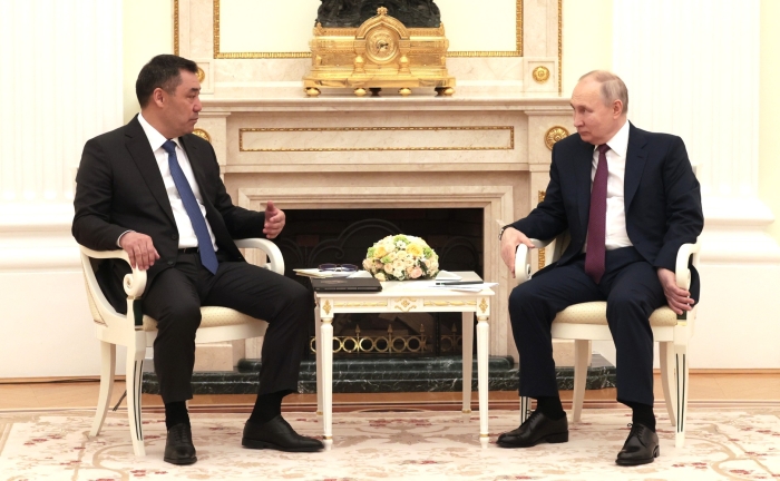 Президент Киргизии с рабочим визитом посетит Россию