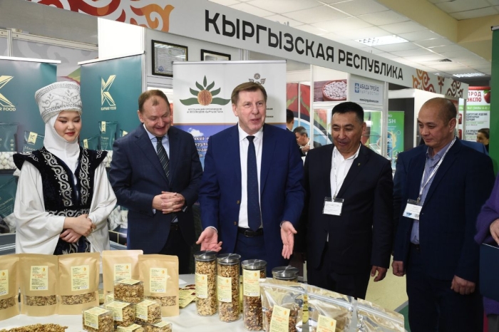 Киргизская продукция представлена на выставке «ПродЭкспо-2024» в Москве