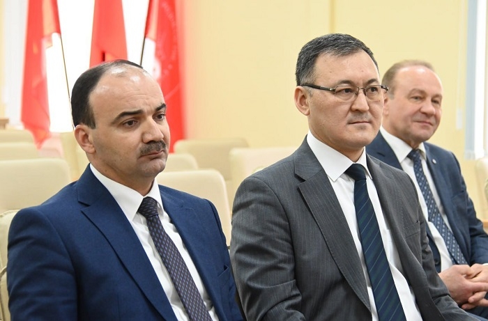 Представитель Таджикистана в составе наблюдателей МПА СНГ встретился с избирательным штабом Харитонова