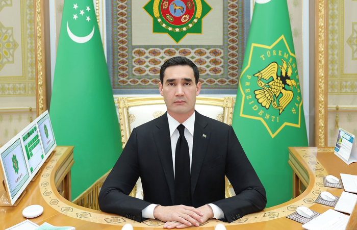 Президент Туркменистана выступил на заседании кабинета министров