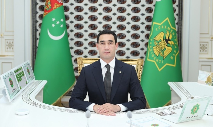 Президент Туркменистана поручил усилить контроль за подготовкой сельхозтехники к посевной