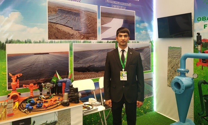 В Ашхабаде туркменские предприниматели представили товары бытовой химии и водосберегающие технологии