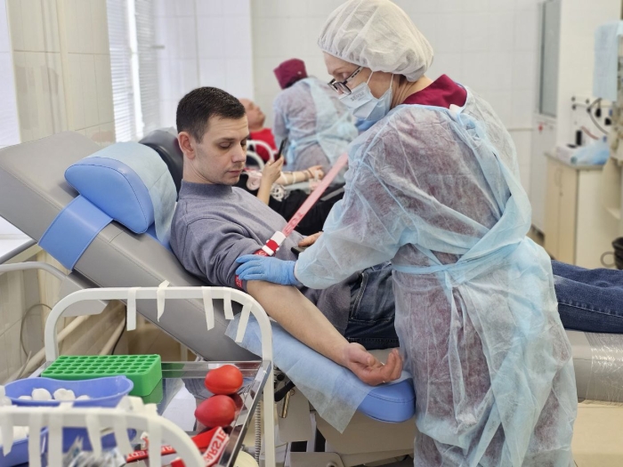 Более четырех тысяч москвичей сдали кровь для жертв теракта в «Крокус Сити»