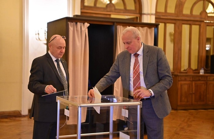 В Армении на выборах президента России Владимир Путин получил 54,07 процента голосов