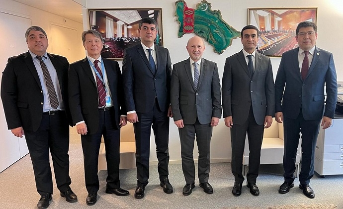 Постпред Туркменистана в Женеве встретился со спецпредставителем генсека ООН