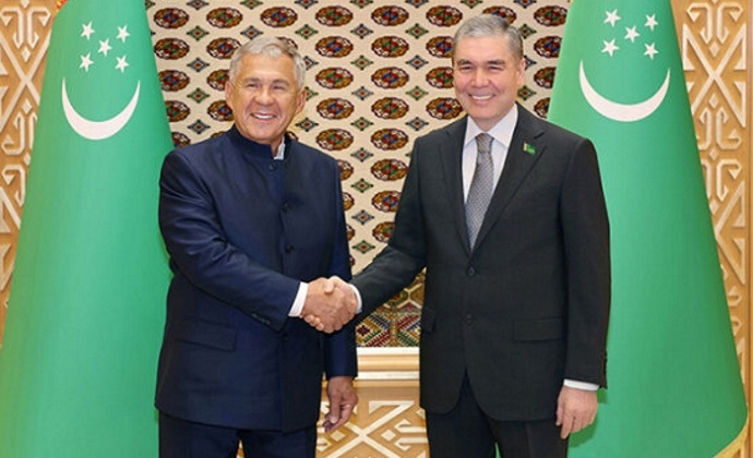 Председатель Халк Маслахаты Туркменистана поздравил раиса Татарстана с днём рождения