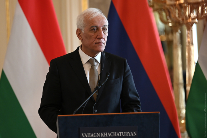 Руководство Армении выразило соболезнования близким погибших в «Крокус Сити»