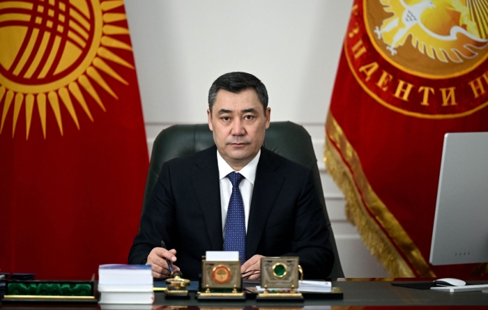 Президент Киргизии заявил, что считает систему строительства дорог «гнилой»