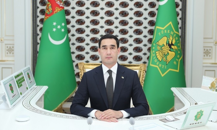 Сердар Бердымухамедов произвел кадровые перестановки в хякимликах и АПК Туркменистана