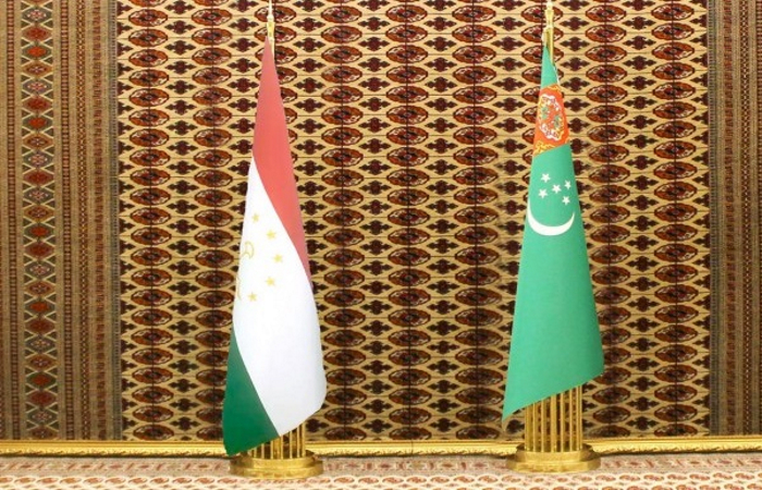 Между Туркменистаном и Таджикистаном подписан пакет двусторонних документов