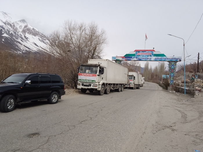 Таджикистан отправил пострадавшему от паводков Казахстану гуманитарную помощь