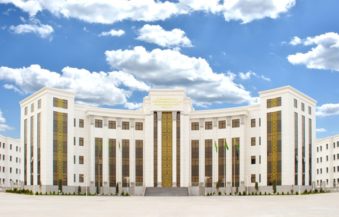 В столице Туркменистана прошла конференция на тему развития сферы транспорта