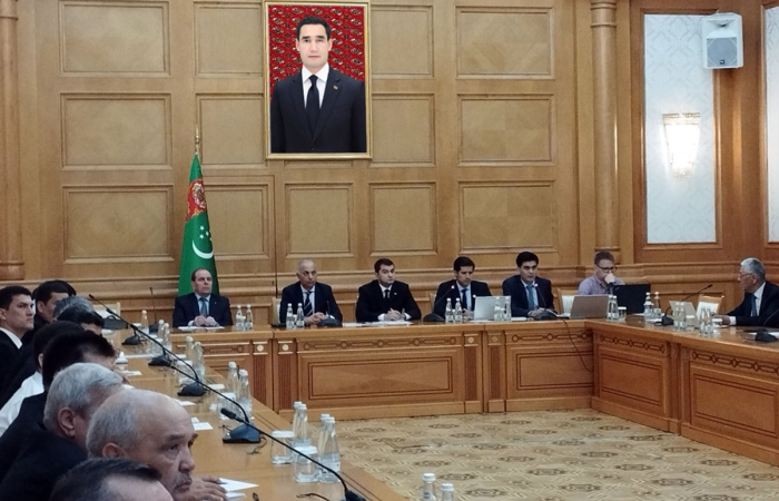 В Туркменистане завершились тренинги для специалистов в сфере землепользования