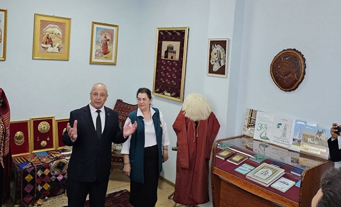 В туркменской школе в Астраханской области открылся музей в честь Махтумкули