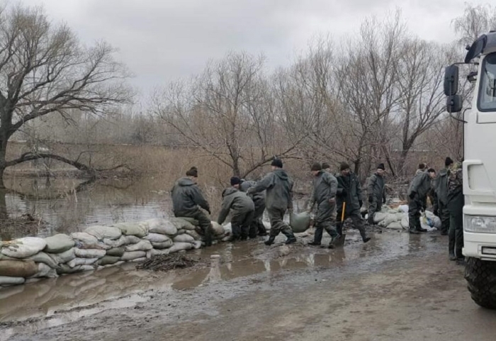 Паводки стали причиной введения режима ЧС в девяти регионах Казахстана