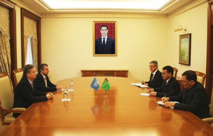 Замглавы Таможенной службы Туркменистана встретился с представителем ЮНКТАД